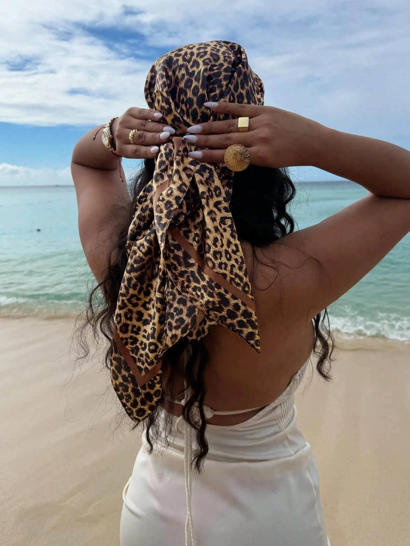 Scarf Silk Neck - 90 см шейный платок с леопардовым