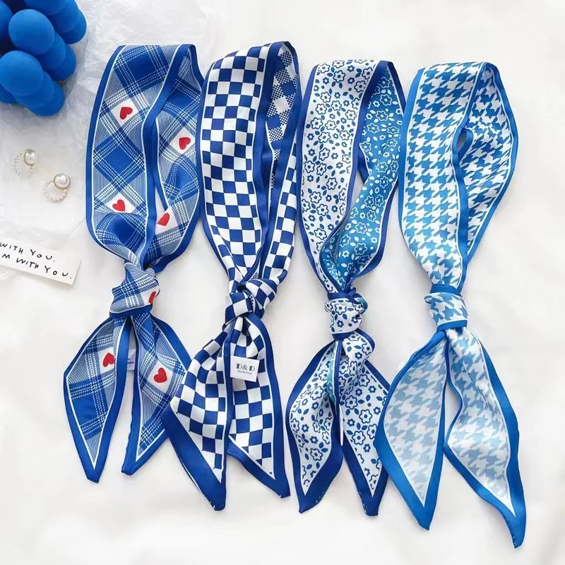 Scarf Silk Neck - Шелковый платок цвета синий Кляйн, новая
