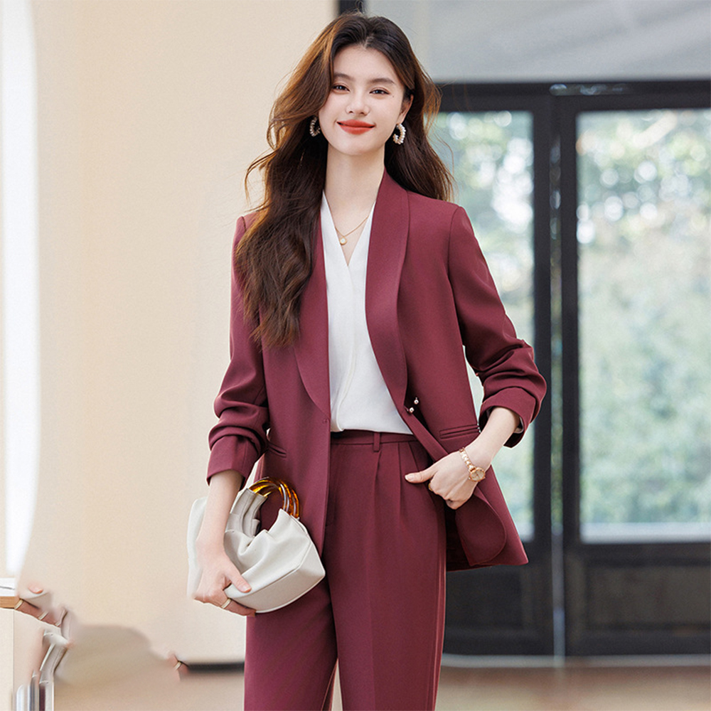 Женский офисный костюм, компле – обзор и цена Formal Attire Woman