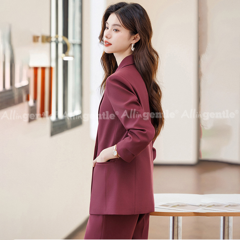 Женский офисный костюм, компле – обзор и цена Formal Attire Woman