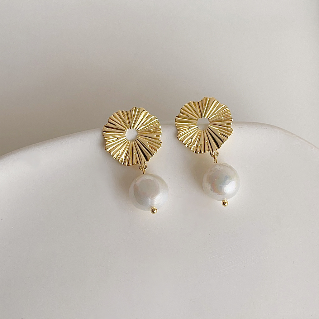 Аксессуары для самостоятельног – обзор и цена Pearl Earring Stud