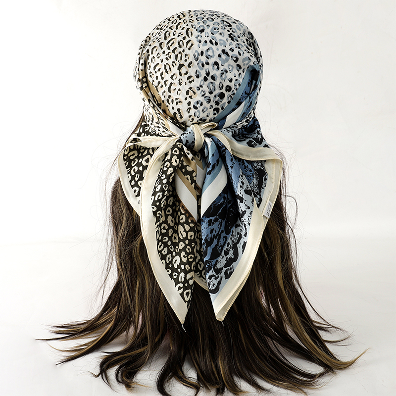 Роскошная шелковая шаль, квадр – обзор и цена Scarf Silk Neck