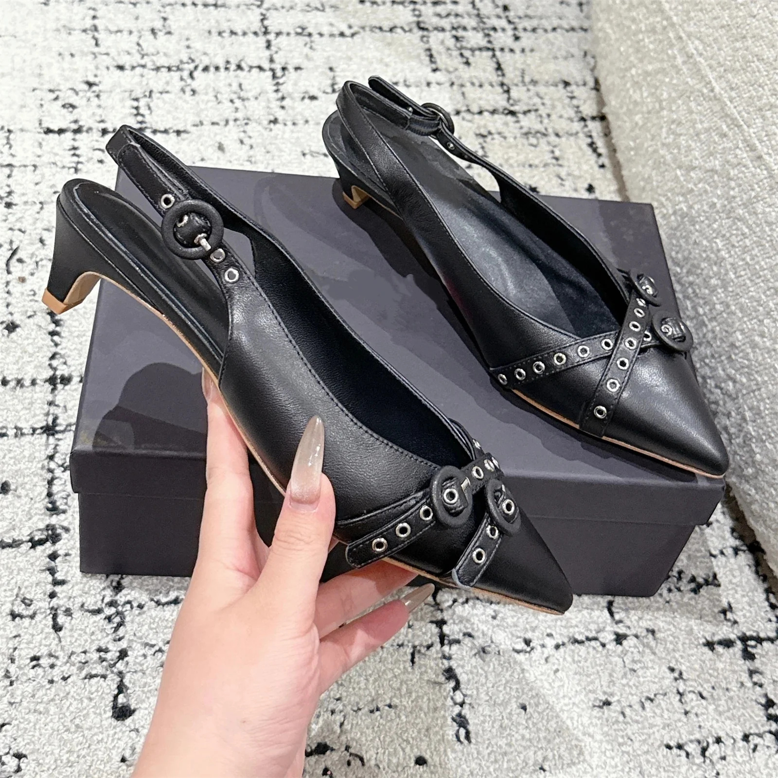 Новейшие летние женские туфли- – обзор и цена Kitten Heel Women